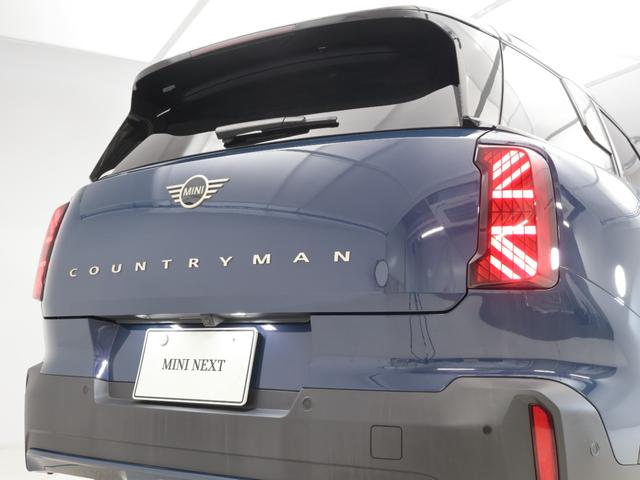 ＭＩＮＩ カントリーマンＤ　クラシック・トリム　認定中古車　２年保証　１８インチＡＷ　Ｈａｒｍａｎ／Ｋａｒｄｏｎ　ヘッドアップディスプレイ　アクティブクルーズコントロール　全周囲カメラ　アダプティブＬＥＤ　ステアリングヒーター　衝突軽減　車線逸脱（31枚目）