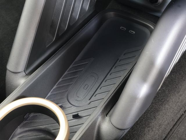 ＭＩＮＩ クーパーＳＥ　フェイバリット・トリム　認定中古車　２年保証　ＦＡＶＯＲＥＤトリム　ナイトシェードブルー内装　１７インチＡＷ　ヘッドアップディスプレイ　全周囲カメラ　アクティブクルーズコントロール　衝突軽減　車線逸脱　ステアリングヒーター（44枚目）