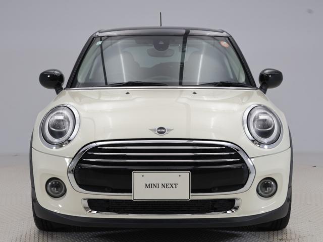 MINI クーパーD 認定中古車 2年保証 15インチAW 純正HDDナビゲーション リヤカメラ 前後センサー LEDヘッドライト 衝突警告 USB コンフォートアクセス ブラックリーフ&ミラーキャップ(3枚目)
