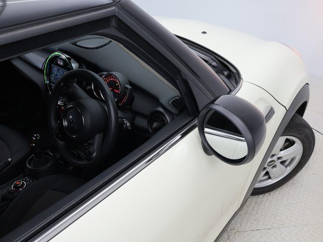 MINI クーパーD 認定中古車 2年保証 15インチAW 純正HDDナビゲーション リヤカメラ 前後センサー LEDヘッドライト 衝突警告 USB コンフォートアクセス ブラックリーフ&ミラーキャップ(25枚目)