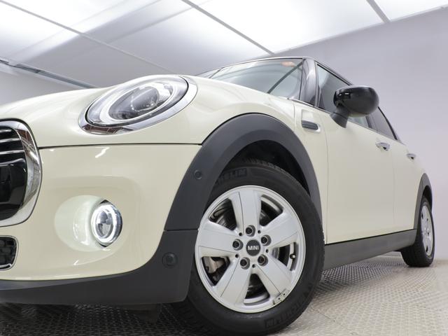 MINI クーパーD 認定中古車 2年保証 15インチAW 純正HDDナビゲーション リヤカメラ 前後センサー LEDヘッドライト 衝突警告 USB コンフォートアクセス ブラックリーフ&ミラーキャップ(27枚目)