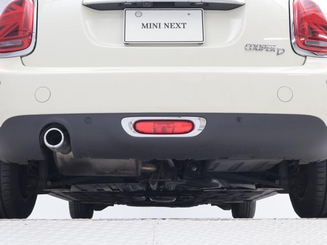 MINI クーパーD 認定中古車 2年保証 15インチAW 純正HDDナビゲーション リヤカメラ 前後センサー LEDヘッドライト 衝突警告 USB コンフォートアクセス ブラックリーフ&ミラーキャップ(31枚目)