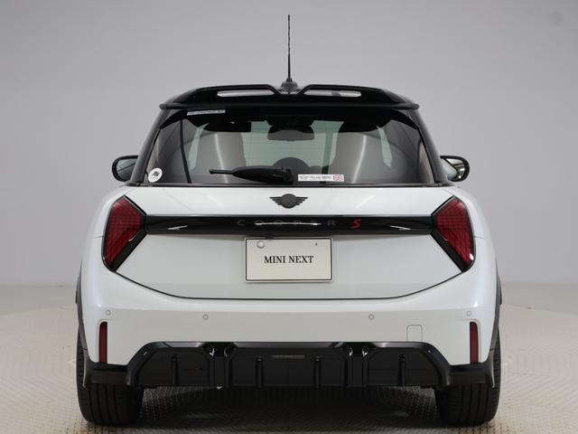 MINI クーパーS ジョン・クーパー・ワークス・トリム 認定中古車 2年保証 JCWトリム 17インチAW パドルシフト ヘッドアップディスプレイ Harman/Kardon アクティブクルーズコントロール 全周囲カメラ アダプティブLED 衝突軽減(8枚目)