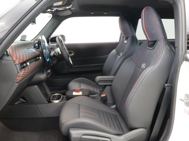 MINI クーパーS ジョン・クーパー・ワークス・トリム 認定中古車 2年保証 JCWトリム 17インチAW パドルシフト ヘッドアップディスプレイ Harman/Kardon アクティブクルーズコントロール 全周囲カメラ アダプティブLED 衝突軽減(13枚目)