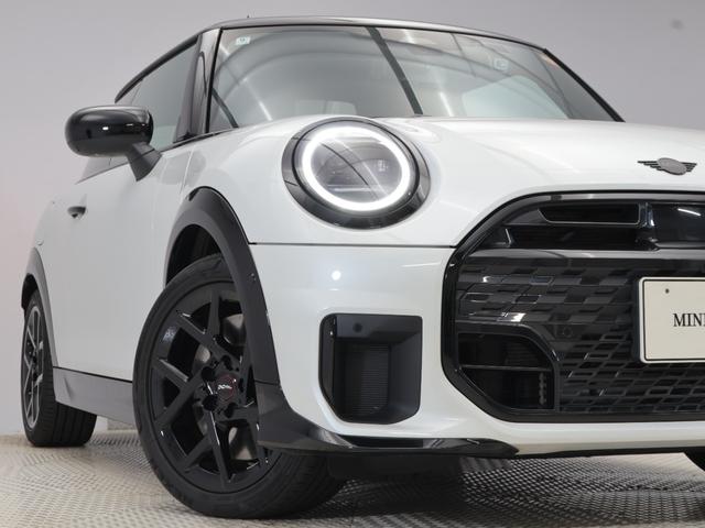 MINI クーパーS ジョン・クーパー・ワークス・トリム 認定中古車 2年保証 JCWトリム 17インチAW パドルシフト ヘッドアップディスプレイ Harman/Kardon アクティブクルーズコントロール 全周囲カメラ アダプティブLED 衝突軽減(19枚目)