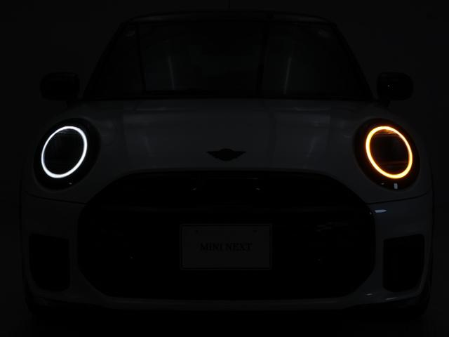 MINI クーパーS ジョン・クーパー・ワークス・トリム 認定中古車 2年保証 JCWトリム 17インチAW パドルシフト ヘッドアップディスプレイ Harman/Kardon アクティブクルーズコントロール 全周囲カメラ アダプティブLED 衝突軽減(23枚目)
