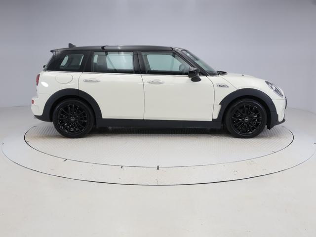MINI クーパーSD クラブマン 認定中古車 2年保証 チェスターレザー フロント電動シート 17インチAW ヘッドアップディスプレイ アクティブクルーズコントロール リヤカメラ 前後センサー LEDヘッドライト 衝突軽減 車線逸脱(6枚目)