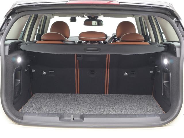 MINI クーパーSD クラブマン 認定中古車 2年保証 チェスターレザー フロント電動シート 17インチAW ヘッドアップディスプレイ アクティブクルーズコントロール リヤカメラ 前後センサー LEDヘッドライト 衝突軽減 車線逸脱(16枚目)