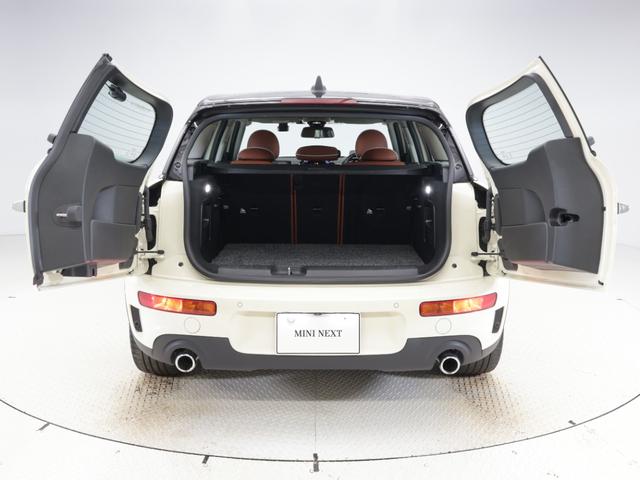 MINI クーパーSD クラブマン 認定中古車 2年保証 チェスターレザー フロント電動シート 17インチAW ヘッドアップディスプレイ アクティブクルーズコントロール リヤカメラ 前後センサー LEDヘッドライト 衝突軽減 車線逸脱(18枚目)