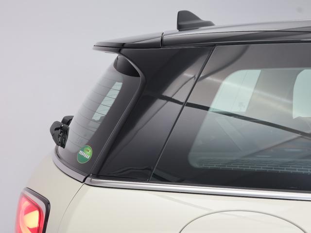 MINI クーパーSD クラブマン 認定中古車 2年保証 チェスターレザー フロント電動シート 17インチAW ヘッドアップディスプレイ アクティブクルーズコントロール リヤカメラ 前後センサー LEDヘッドライト 衝突軽減 車線逸脱(31枚目)
