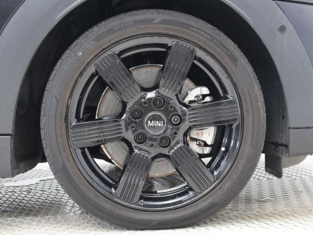 MINI クーパーS クラシック・トリム 認定中古車 2年保証 17インチAW クルーズコントロール ナビ非装着車 リヤカメラ 前後センサー LEDヘッドライト 衝突軽減 車線逸脱 USB コンフォートアクセス フロントシートヒーター(10枚目)