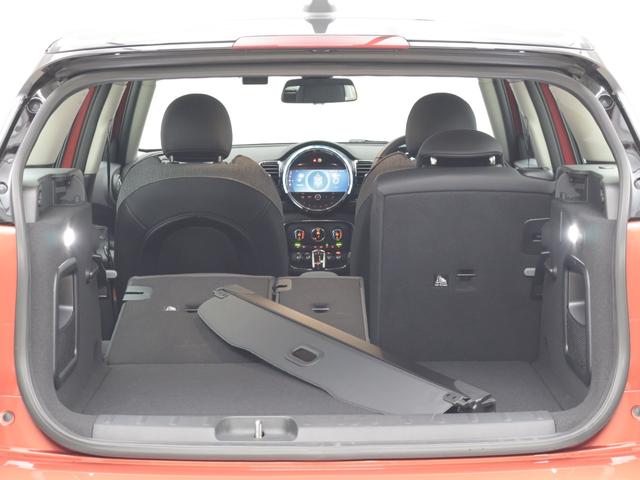 ＭＩＮＩ クーパー　クラブマン　クラシック・トリム　認定中古車　２年保証　スポーツシート　１７インチＡＷ　クルーズコントロール　リヤカメラ　前後センサー　ＬＥＤ　衝突警告　車線逸脱　フロントシートヒーター　コンフォートアクセス　純正ＨＤＤナビゲーション（17枚目）