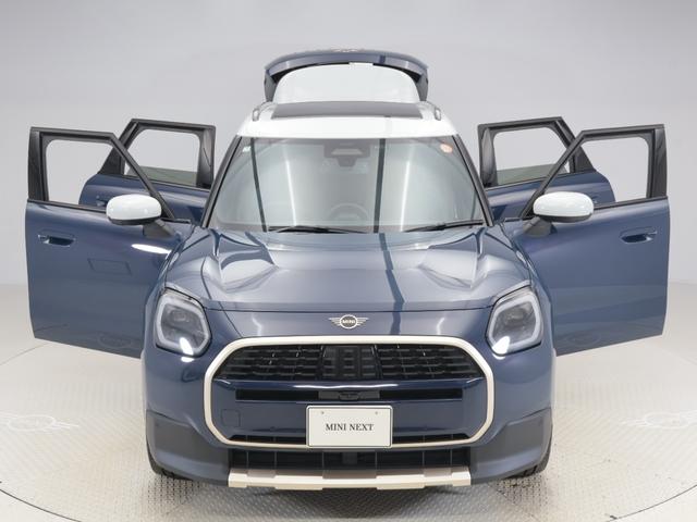 ＭＩＮＩ カントリーマンＤ　フェイバリット・トリム　認定中古車　２年保証　フェイバードトリム　パノラマサンルーフ　１９インチＡＷ　アクティブクルーズコントロール　Ｈａｒｍａｎ／Ｋａｒｄｏｎ　ヘッドアップディスプレイ　全周囲カメラ　衝突軽減　車線逸脱（58枚目）