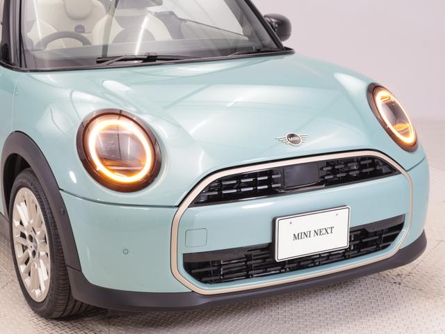 ＭＩＮＩ クーパーＣ　コンバーチブル　フェイバリット・トリム　認定中古車　２年保証　フェイバードトリム　ベージュ内装　１７インチＡＷ　アクティブクルーズコントロール　全周囲カメラ　前後センサー　アダプティブＬＥＤ　衝突軽減　車線逸脱　ステアリングヒーター（20枚目）