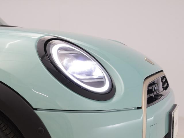 ＭＩＮＩ クーパーＣ　コンバーチブル　フェイバリット・トリム　認定中古車　２年保証　フェイバードトリム　ベージュ内装　１７インチＡＷ　アクティブクルーズコントロール　全周囲カメラ　前後センサー　アダプティブＬＥＤ　衝突軽減　車線逸脱　ステアリングヒーター（21枚目）