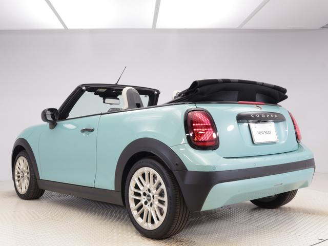 ＭＩＮＩ クーパーＣ　コンバーチブル　フェイバリット・トリム　認定中古車　２年保証　フェイバードトリム　ベージュ内装　１７インチＡＷ　アクティブクルーズコントロール　全周囲カメラ　前後センサー　アダプティブＬＥＤ　衝突軽減　車線逸脱　ステアリングヒーター（58枚目）