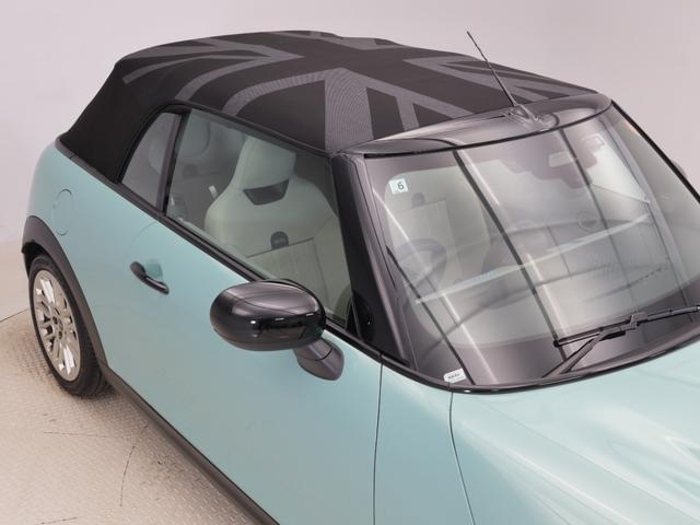 ＭＩＮＩ クーパーＣ　コンバーチブル　フェイバリット・トリム　認定中古車　２年保証　フェイバードトリム　ベージュ内装　１７インチＡＷ　アクティブクルーズコントロール　全周囲カメラ　前後センサー　アダプティブＬＥＤ　衝突軽減　車線逸脱　ステアリングヒーター（59枚目）