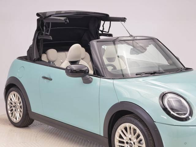 ＭＩＮＩ クーパーＣ　コンバーチブル　フェイバリット・トリム　認定中古車　２年保証　フェイバードトリム　ベージュ内装　１７インチＡＷ　アクティブクルーズコントロール　全周囲カメラ　前後センサー　アダプティブＬＥＤ　衝突軽減　車線逸脱　ステアリングヒーター（60枚目）