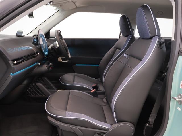 MINI クーパーSE クラシック・トリム 認定中古車 2年保証 17インチAW ヘッドアップディスプレイ アクティブクルーズコントロール 全周囲カメラ アダプティブLED 衝突軽減 車線逸脱 ステアリングヒーター フロントシートヒーター(13枚目)