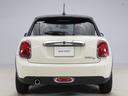 MINI クーパーD 認定中古車 2年保証 15インチAW 純正HDDナビゲーション リヤカメラ 前後センサー LEDヘッドライト 衝突警告 USB コンフォートアクセス ブラックリーフ&ミラーキャップ(8枚目)