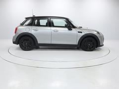 ♪２年間走行距離無制限保ＭＩＮＩ　ＮＥＸＴ♪エンジンやトランスミッション、ブレーキなどの主要部分はご購入後２年間、走行距離に関係なく保証します。万一、修理が必要な場合は工賃まで含めて無料で対応。 5