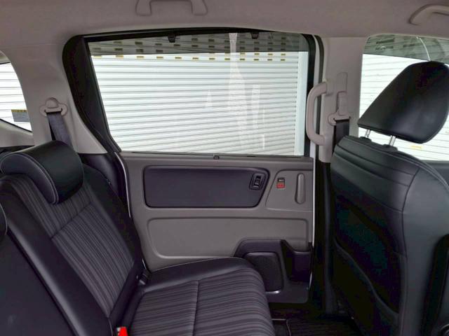 フリード+ハイブリッド ハイブリッドG・ホンダセンシング 両側パワースライドドア LEDアクティブコーナリングランプ シートヒーター(16枚目)