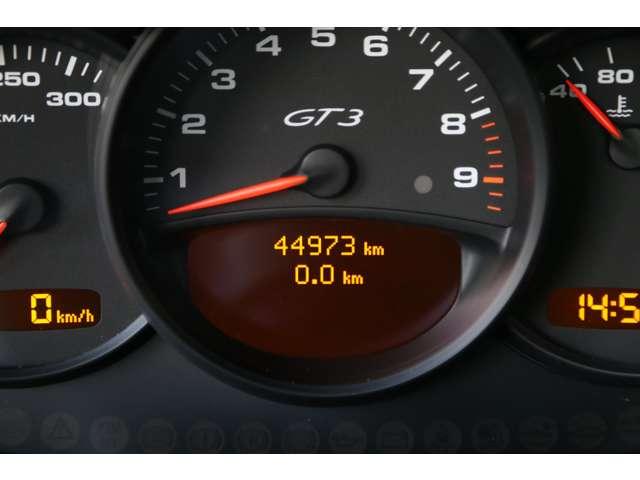 911 911GT3 クラブスポーツPKG PCCB ETC アルミホイール 記録簿 盗難防止システム エアコン パワーウィンドウ ABS ESC(19枚目)