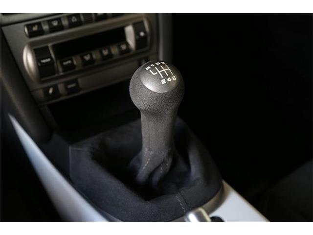 911 911GT3 スポーツクロノPKG ETC アルミホイール キーレスエントリー 禁煙車 記録簿 HID バックカメラ 盗難防止システム エアコン(16枚目)