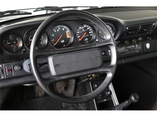 911 911カレラ ワンオーナー 89y 5Speed 大阪33ナンバー 禁煙車 エアコン(12枚目)