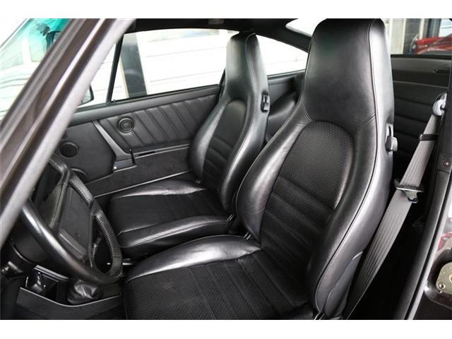 911 911カレラ ワンオーナー 89y 5Speed 大阪33ナンバー 禁煙車 エアコン(13枚目)