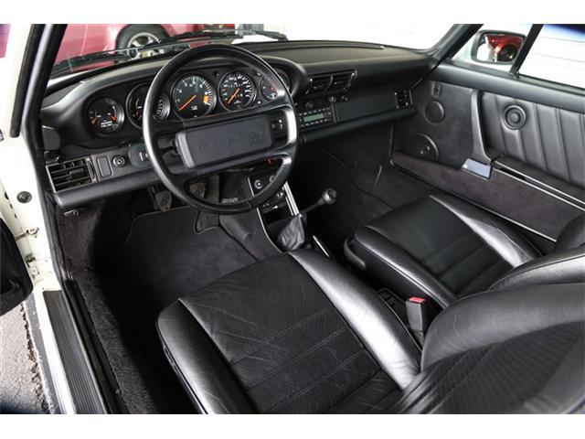 911 911カレラ MIZWA 88y アルミホイール 禁煙車 記録簿 エアコン 盗難防止システム 革シート パワーウィンドウ(11枚目)