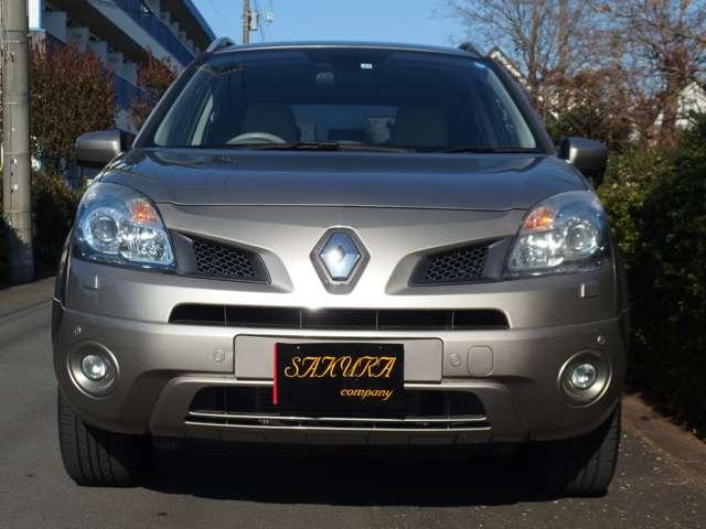 コレオス プレミアム　４ＷＤ　ベージュレザーシート　ディーラー車　ＥＴＣ　アルミホイール　記録簿　スマートキー　オートクルーズコントロール　革シート　パワーシート　シートヒーター　ＣＤ　ＨＩＤ（5枚目）