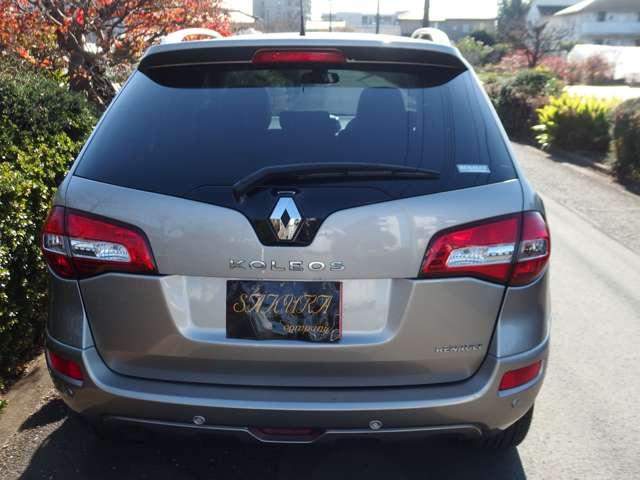 コレオス プレミアム　４ＷＤ　ベージュレザーシート　ディーラー車　ＥＴＣ　アルミホイール　記録簿　スマートキー　オートクルーズコントロール　革シート　パワーシート　シートヒーター　ＣＤ　ＨＩＤ（9枚目）