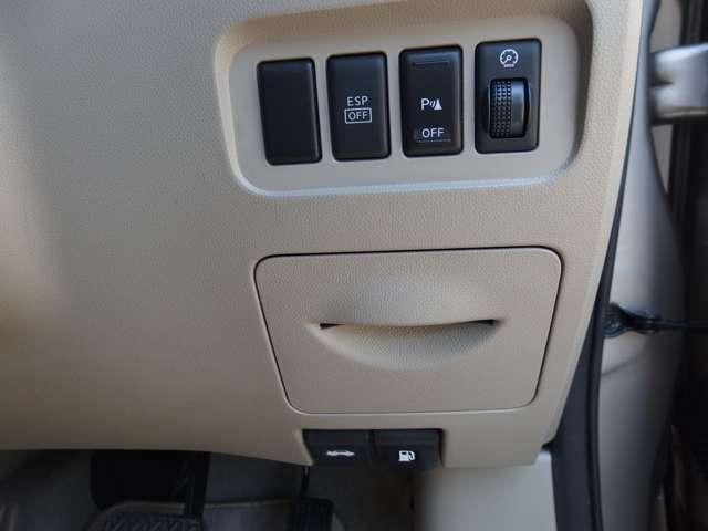 コレオス プレミアム　４ＷＤ　ベージュレザーシート　ディーラー車　ＥＴＣ　アルミホイール　記録簿　スマートキー　オートクルーズコントロール　革シート　パワーシート　シートヒーター　ＣＤ　ＨＩＤ（18枚目）