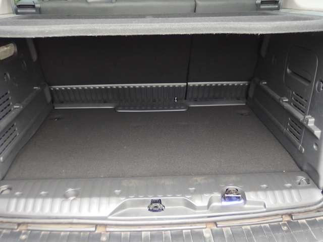 カングー アクティフ　ナビ　ＥＴＣ　純正ローラー付キャリア　両側スライドドア　盗難防止システム　ＨＤＤナビ　ＣＤ　ＥＳＣ　ＡＢＳ　エアコン　サイドエアバッグ（8枚目）