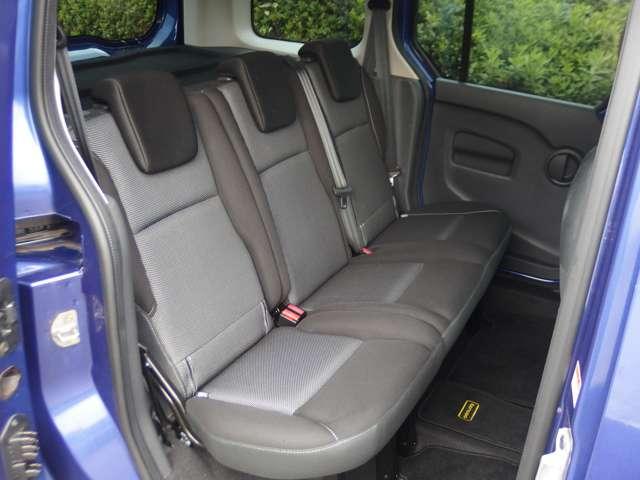 カングー アクティフ　ナビ　ＥＴＣ　純正ローラー付キャリア　両側スライドドア　盗難防止システム　ＨＤＤナビ　ＣＤ　ＥＳＣ　ＡＢＳ　エアコン　サイドエアバッグ（10枚目）