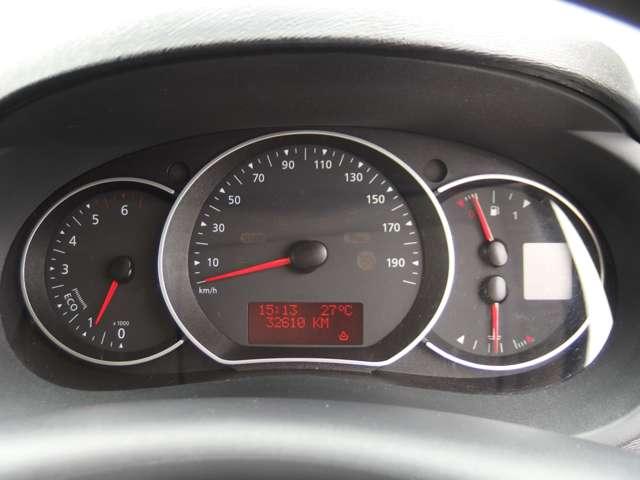 カングー アクティフ　ナビ　ＥＴＣ　純正ローラー付キャリア　両側スライドドア　盗難防止システム　ＨＤＤナビ　ＣＤ　ＥＳＣ　ＡＢＳ　エアコン　サイドエアバッグ（17枚目）