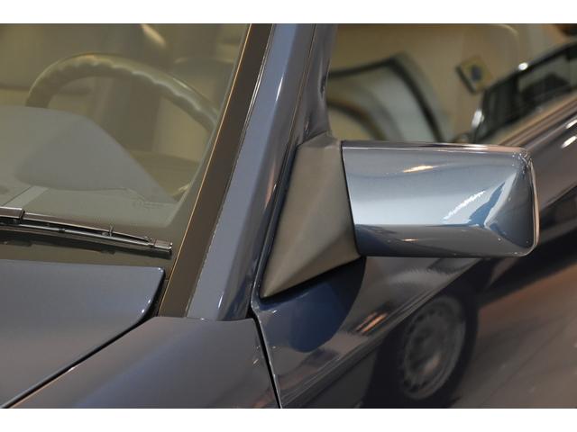 ミディアムクラス 500E 92年式!ブッシュ全数交換済み!禁煙車!記録簿!ブルーレザー!(17枚目)