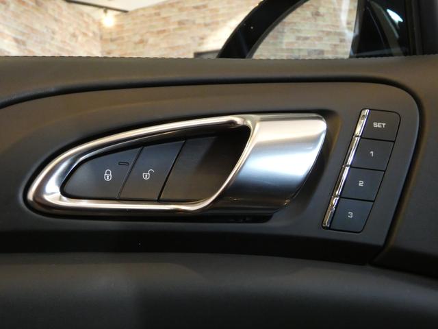 ターボ V8Wターボ 後期型 スポクロ SR 黒革 前後シートヒーター ベンチレーション LEDヘッドライト エントリードライブ PASMエアサス PCMナビBカメラ BOSE 21AW PAS 禁煙 1オナ(56枚目)