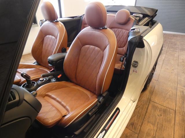 ＭＩＮＩ ジョンクーパーワークス　コンバーチブル　弊社買取車　後期　８速ＡＴ　Ｙｏｕｒｓブラックソフトトップ　茶革　ナビ　Ｂカメラ　ＰＴＳ　ＡＣＣ　ＨＵＤ　シートヒーター　ＬＥＤライト　ＲＥＭＵＳマフラー　ジョンクーパーワークス専用１７ＡＷ（48枚目）