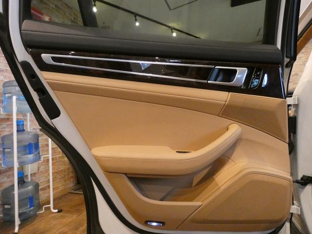 パナメーラ 4 4 ベージュ革 PCMナビ Bカメラ PAS クルコン パワーシート シートヒーター エントリードライブ パワーテールゲート マトリクスLEDヘッドライト 21AW(50枚目)