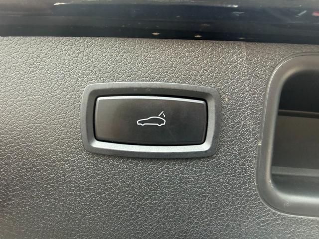 マカン マカンGTS スポーツクロノPKG スポーツエグゾースト エアサス パノラマSR GTSインテリア LEDヘッドライト 黒半革 PCMナビ Bカメラ パワーシート シートヒーター LKA 3ゾーンAC 20AW(40枚目)