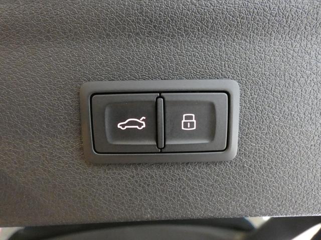 RS Q3 ベースグレード ベース 弊社買取車 黒革 MMI ナビ TV Bカメラ APS クルコン パワーシート シートヒーター アドバンスドキー パワートランク キセノン 20AW(56枚目)