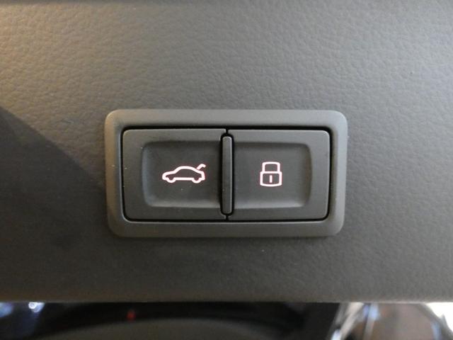 A6 2.0TFSIクワトロ Sラインパッケージ S-Line 弊社買取車 後期 アシスタンスPKG 黒革 MMI ナビ TV Bカメラ ACC APS パワーシート シートヒーター マトリクスLED 20AW(63枚目)