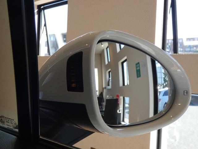 マカン マカンS S パノラマSR 赤革 パノラマSR E/D PCMナビ Bカメラ クルコン パワーシート ヒーター LKA キセノン 20AW(18枚目)