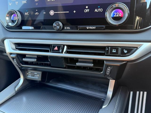 RX RX500h Fスポーツパフォーマンス 新車保証 弊社買取車 1オーナー 禁煙 ガレージ保管 TRDエアロ&マフラー LSS ムーンルーフ 黒半革 ナビ TV 全周C ACC HUD LEDライト 21AW(16枚目)