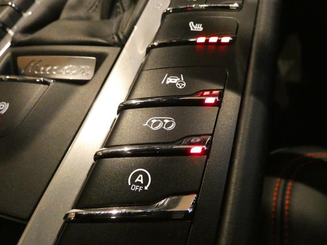 マカン マカンＧＴＳ　後期　スポーツクロノＰＫＧ　スポエグ　パノラマＳＲ　黒半革　ＰＣＭナビ　Ｂカメラ　ＡＣＣ　ＢＯＳＥ　Ｅ／Ｄ　パワーシート　ヒーター　パワートランク　ＰＤＬＳ付ＬＥＤライト　ＲＳスパイダー２０ＡＷ（57枚目）