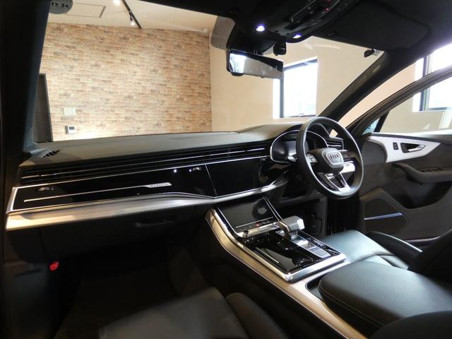 Ｑ７ ５５ＴＦＳＩクワトロ　Ｓライン　後期　１オナ　禁煙　７人乗　プレミアムＰＫＧ　オールホイールステア　ＰＳＲ　ＨＤマトリクスＬＥＤ　黒革　ナビ　ＴＶ　全周カメラ　ＡＣＣ　　前後ソナー　Ｂ＆Ｏ　Ｄインナーミラー　パワートランク　２１ＡＷ（9枚目）