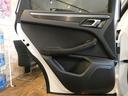 マカンＧＴＳ　ＧＴＳ　パノラマＳＲ　スポエグ　ＧＴＳインテリア　黒半革　Ｅ／Ｄ　ＰＣＭナビ　Ｂカメラ　クルコン　８ＷＡＹパワーシート　ヒーター　ＬＫＡ　３ゾーンＡＣ　キセノン　ＲＳスパイダー２０ＡＷ（50枚目）