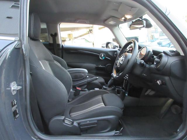 ＭＩＮＩ クーパーＳ　アドバンレーシング１７インチＡＷ　テインショック　ＺＯＯＭサス　ＭＳＫフロントスポイラー　ＥＴＣ　スペアキー（18枚目）